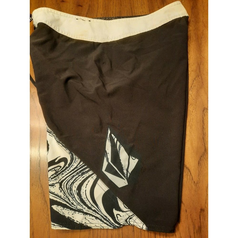 Volcom Mens Size 28 Mod-Tech Trunks Board Shorts … - image 5